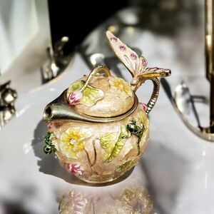Rare Trinket Box Teapot Crystals Clear & Pink Floral Frog Gold Trim
